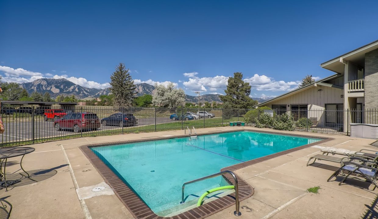 645 Manhattan Place #209 Boulder CO - Web Quality - 010 - 14 Pool