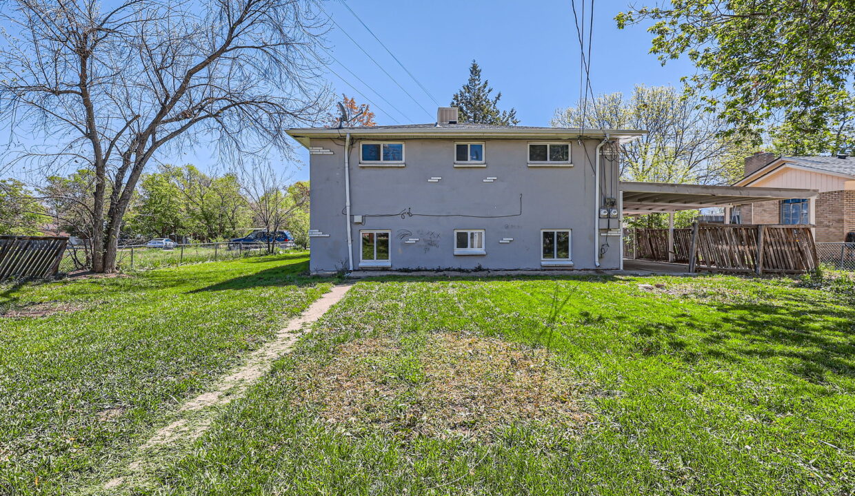 1265 Ammons St - MLS Sized - 026 - 29 Exterior Rear