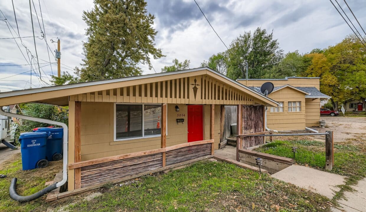 2590 Gray St. - MLS Sized - 010 - 12 5804 Exterior Front