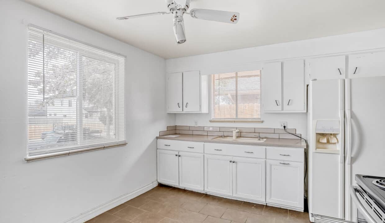 1231 Akron St. - MLS Sized - 005 - 05 Kitchen